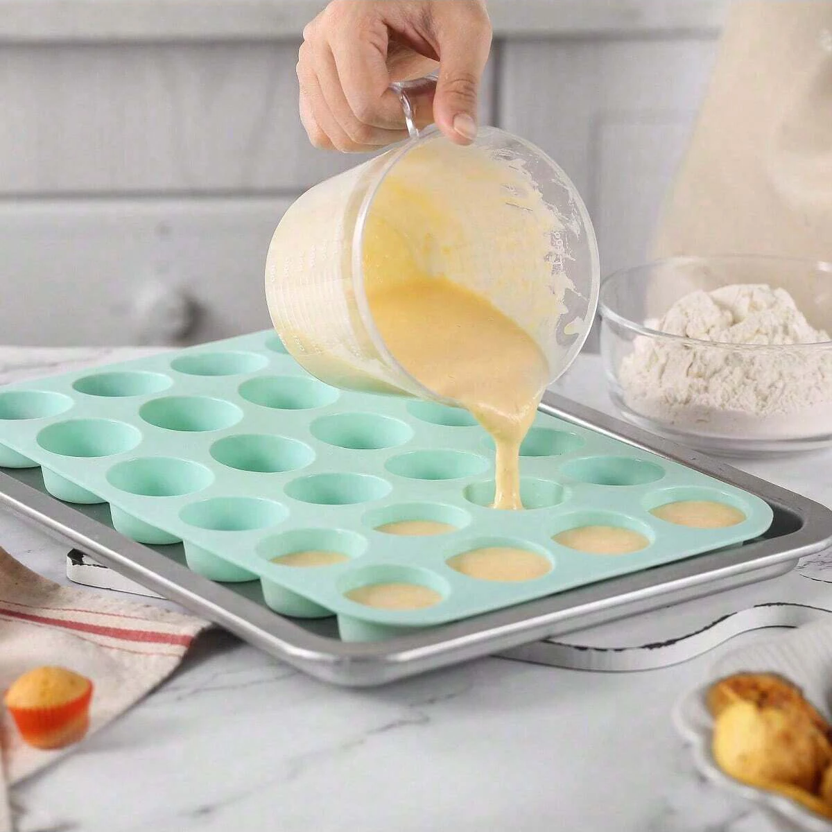 24-Loch-Kuchenform, Silikon, S – Soap Making Jug Bewertung und Preis